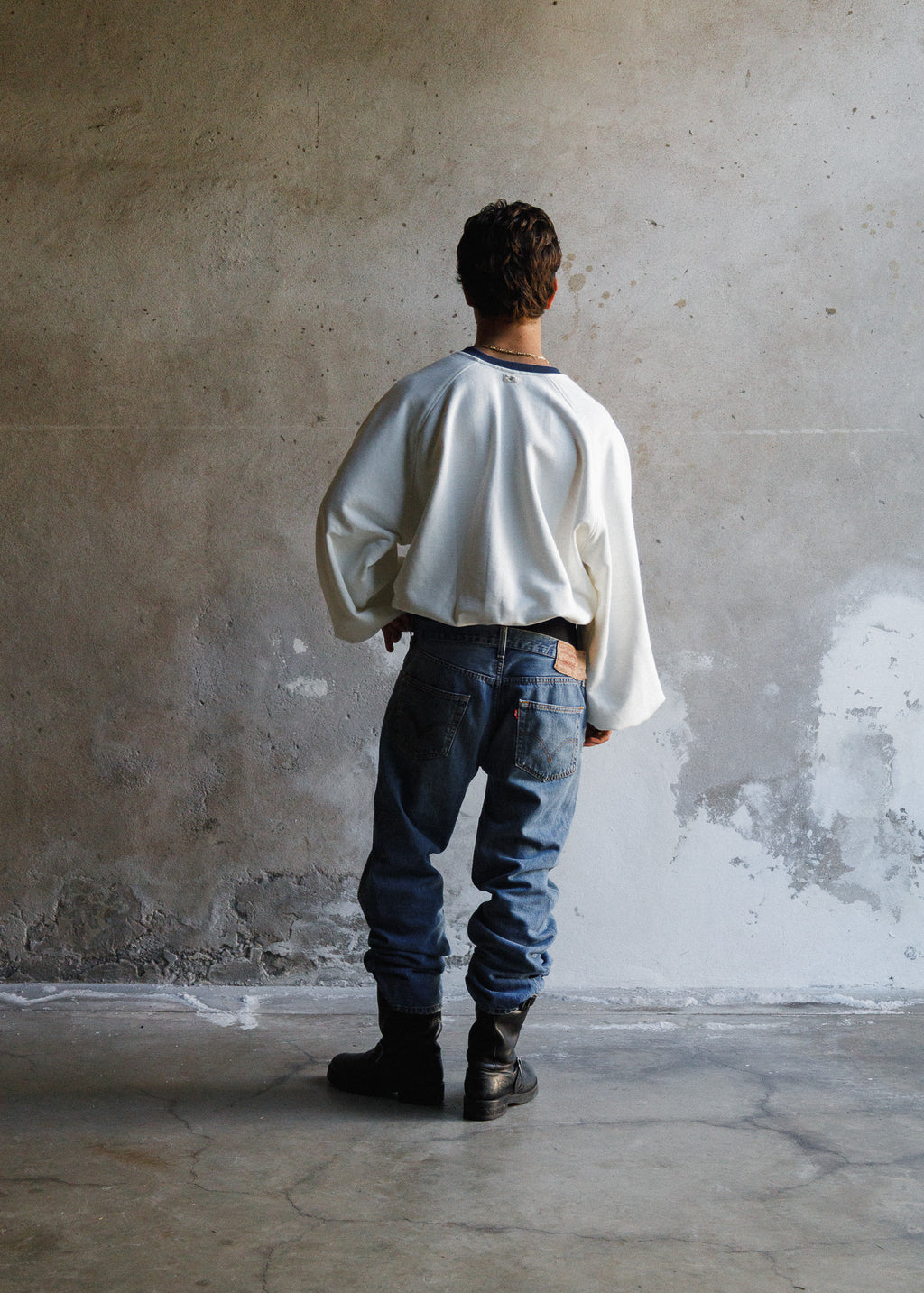 WHITE SOUL CREWNECK