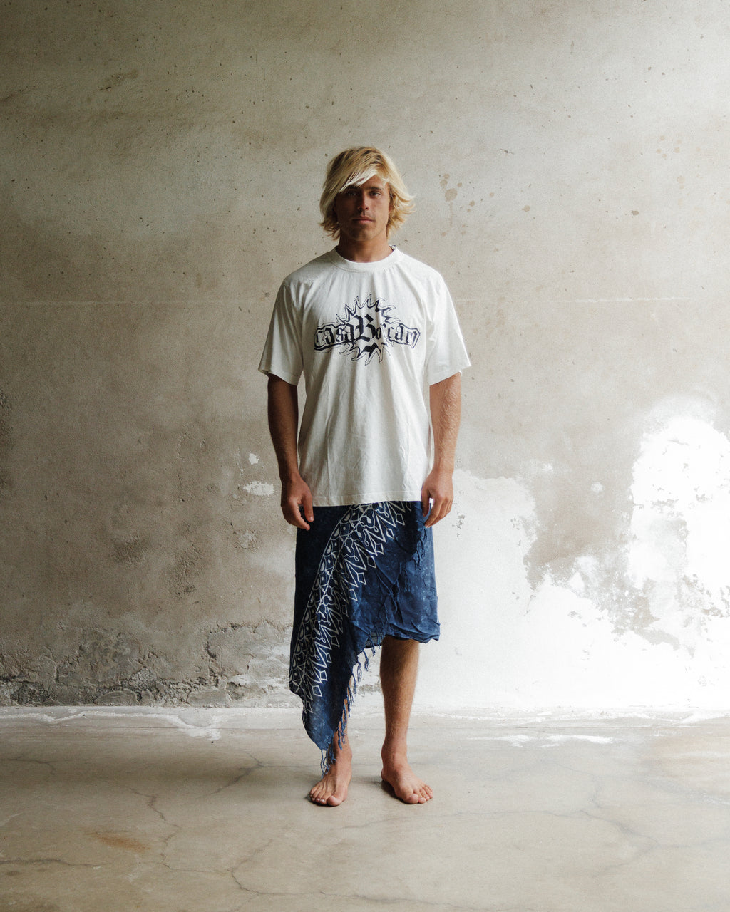 WHITE JUST SURF TEE