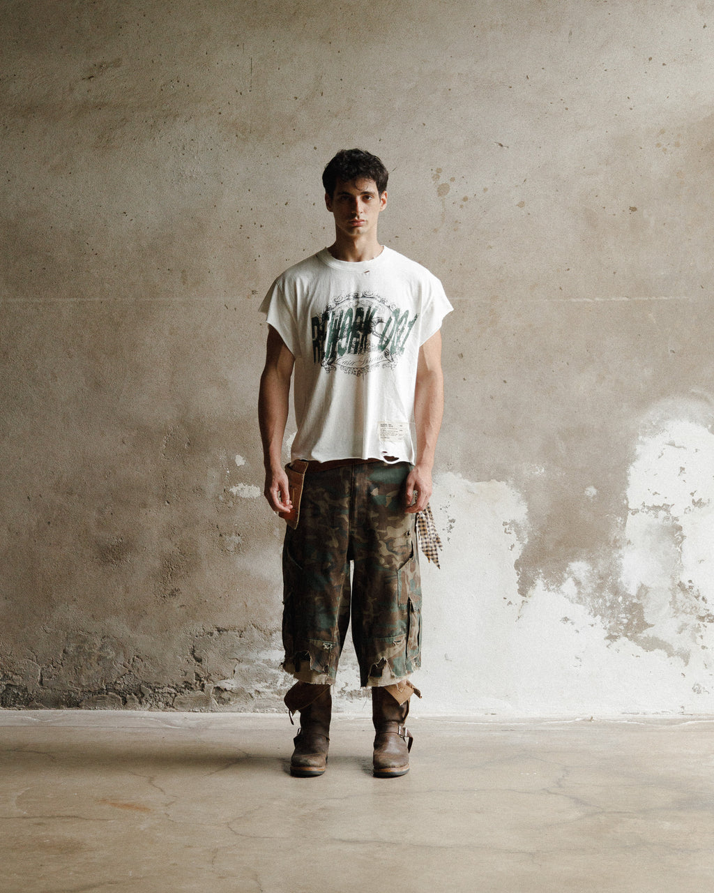 R001 TEE - 003